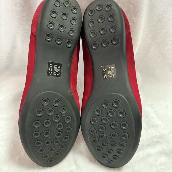 WIRTH Red Suede Ballet Flats Brazil Size 10 - Picture 2 of 5